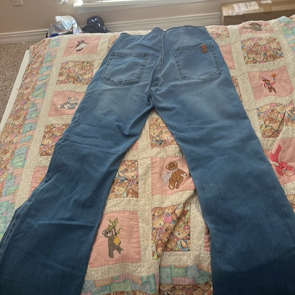 Cute Roxy flares - Picture 2 of 2